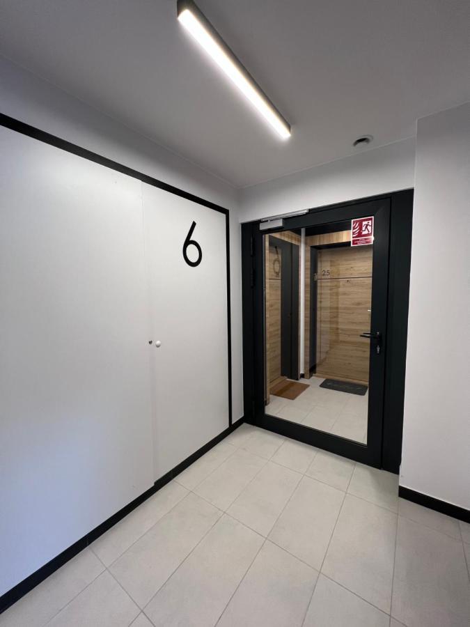Апартаменты Apartament 26 Metro Варшава Экстерьер фото