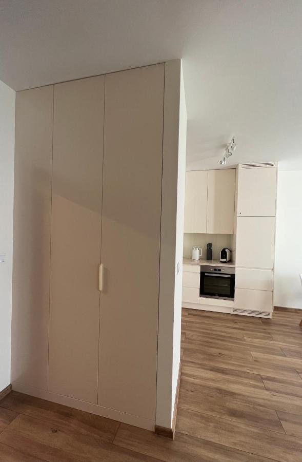Апартаменты Apartament 26 Metro Варшава Экстерьер фото