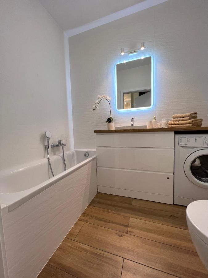 Апартаменты Apartament 26 Metro Варшава Экстерьер фото