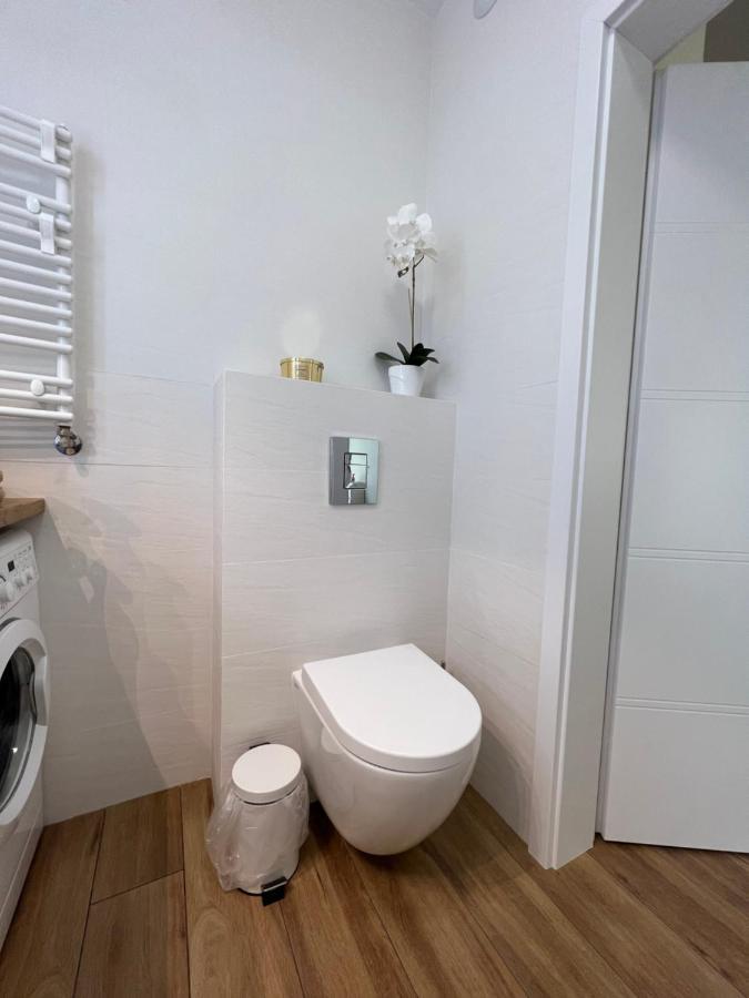 Апартаменты Apartament 26 Metro Варшава Экстерьер фото